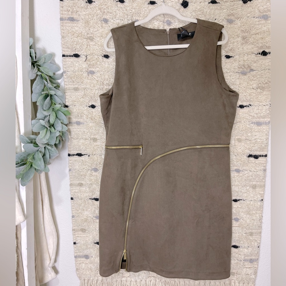 NWT DKNY Zipper-Trim Faux-Suede Sheath Dress size 16